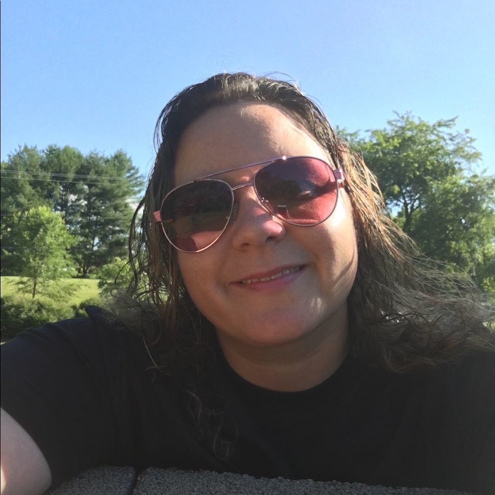 Meet your Posher, Sarah
